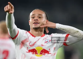 Sao cũ của PSG tỏa sáng đưa đội của Klopp vào top 4 Bundesliga