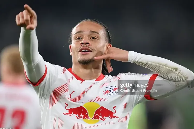 Sao cũ của PSG tỏa sáng đưa đội của Klopp vào top 4 Bundesliga