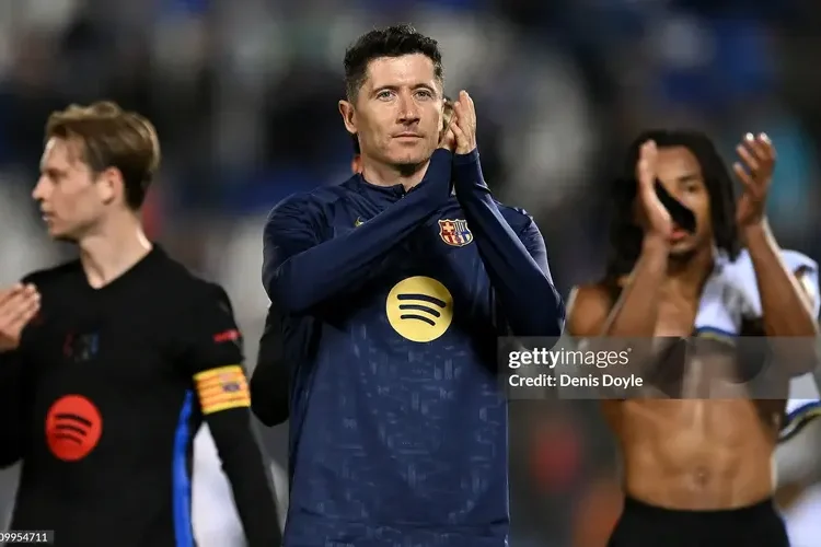 Thắng tối thiểu, Barcelona nới rộng với Real Madrid lên 7 điểm