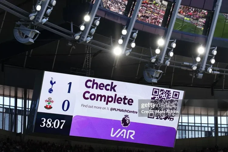 Bắt việt vị tự động sẽ thay đổi Premier League