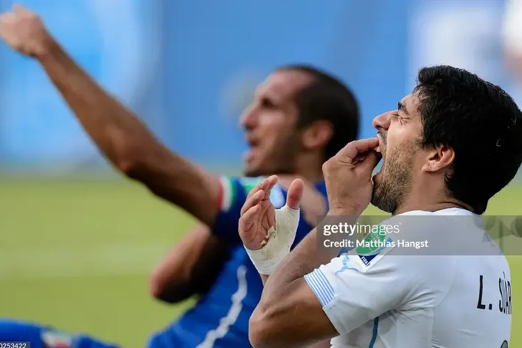 Luis Suarez – Bậc thầy tiểu xảo, cao thủ ghi bàn