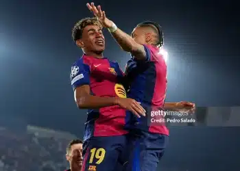 Yamal và Raphinha giúp Barcelona bay cao.