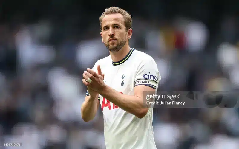Kane trắng tay tại Tottenham.