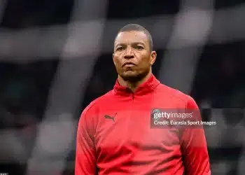 Dida, gã khổng lồ trong khung gỗ