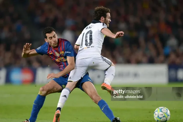 Kiểm soát bóng (Possession Play) là gì?