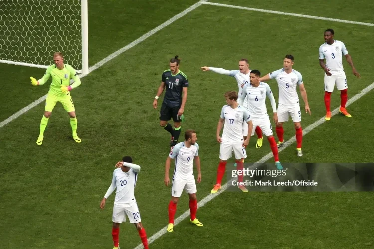 Phòng ngự khu vực (Zone Marking) là gì?