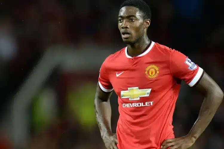 Tyler Blackett – từ ngôi sao của MU đến cầu thủ bị lãng quên