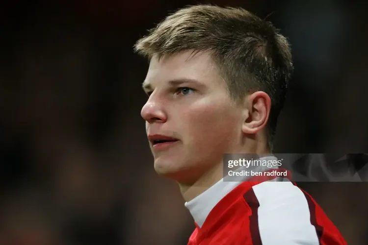 Arshavin – Phù thủy nước Nga