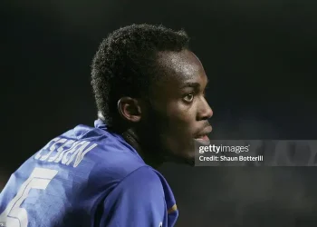 Essien – Máy cày của Chelsea thời Mourinho