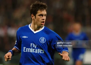 Joe Cole – Chàng nghệ sĩ bị gạt bên lề