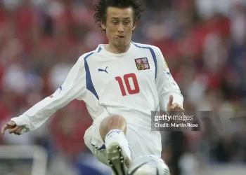 Rosicky – Mozart cuối cùng trên sân cỏ