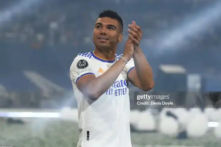 Casemiro, tấm khiên vững chắc của Brazil