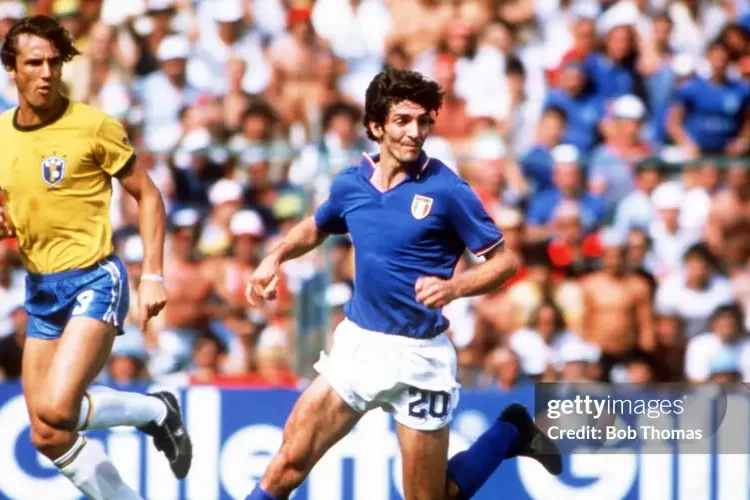 Paolo Rossi kéo Brazil 1982 khỏi giấc mộng đẹp