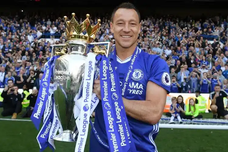 John Terry – Huyền thoại gây tranh cãi vì lối sống lệch lạc