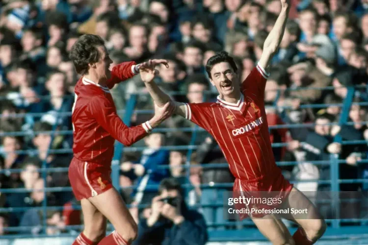 Ian Rush và 4 bàn biến Goodison Park thành địa ngục