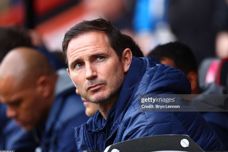 Frank Lampard: Hành trình đầy bão tố trên băng ghế huấn luyện