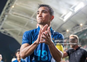 Chanathip, xứng danh huyền thoại bóng đá Thái Lan