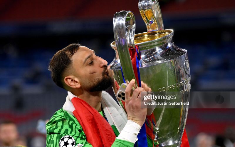Donnarumma vô địch Champions League cùng PSG.