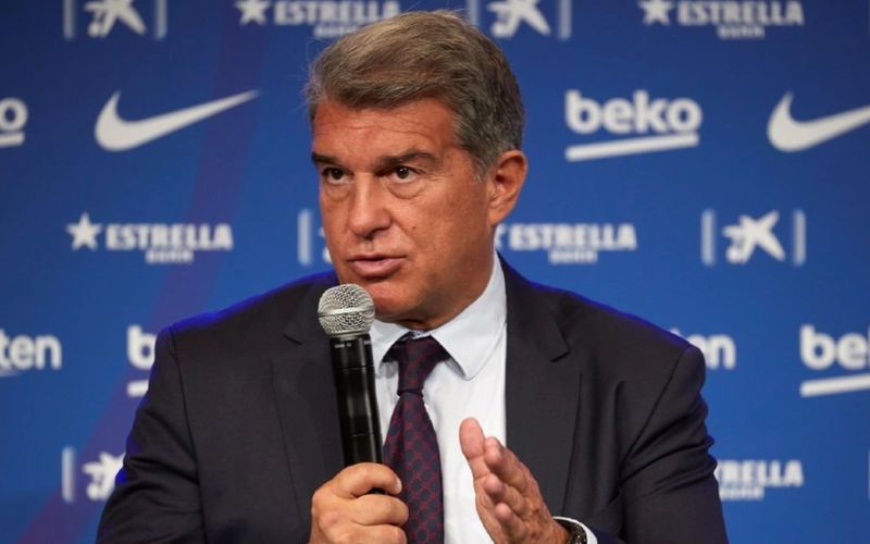 Chủ tịch Laporta hứa Barcelona sẽ trở lại mạnh mẽ