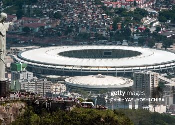 Điều gì tạo nên sân Maracana huyền thoại?
