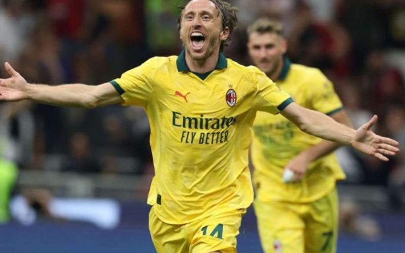 Luka Modric lập kỷ lục ở Serie A tuổi 40