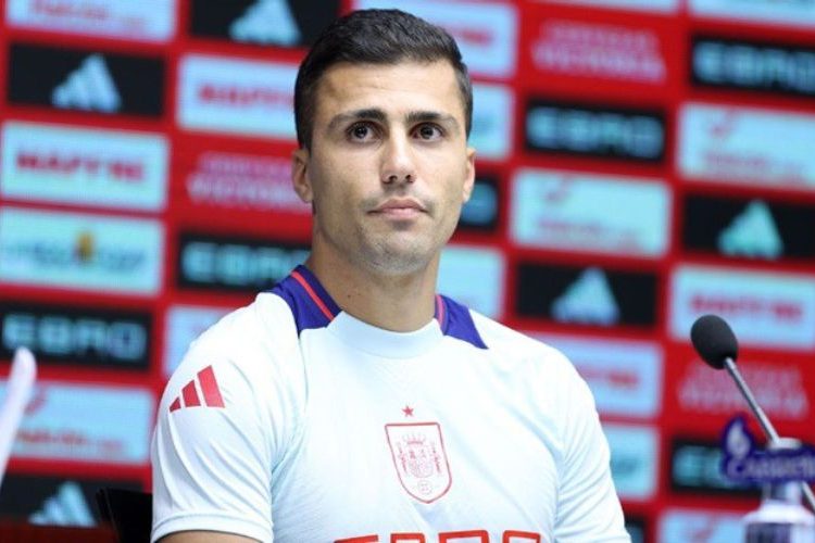 Tin mới nhất bóng đá 8/9: Rodri dự đoán Quả bóng vàng 2025, Jackson trải lòng rời Chelsea