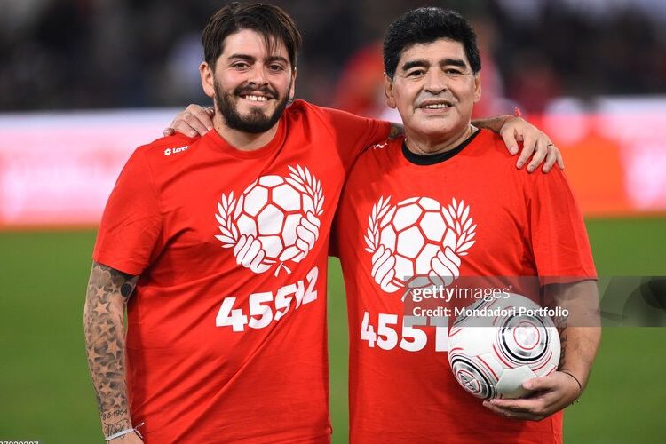 Câu chuyện Maradona nhận con: Tuyệt đối điện ảnh