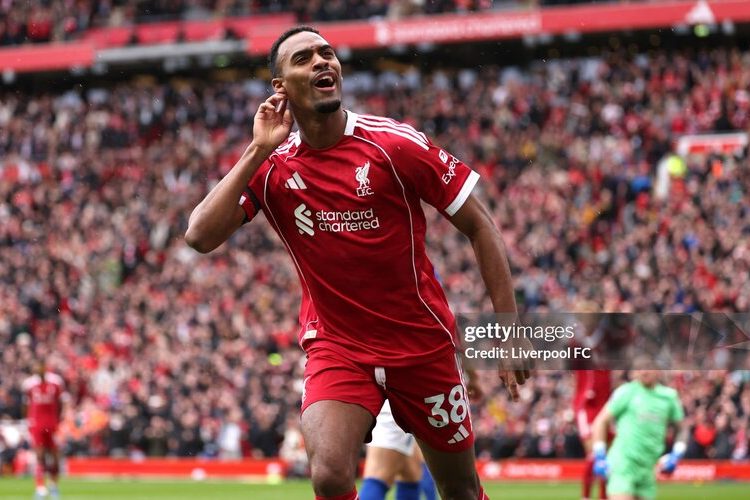 Gravenberch là tiền vệ toàn diện nhất Premier League