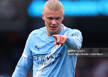 Mối thù của nhà Haaland với Manchester United