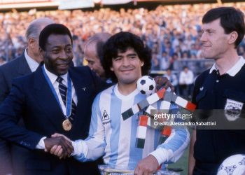 Số 10 qua dòng chảy lịch sử