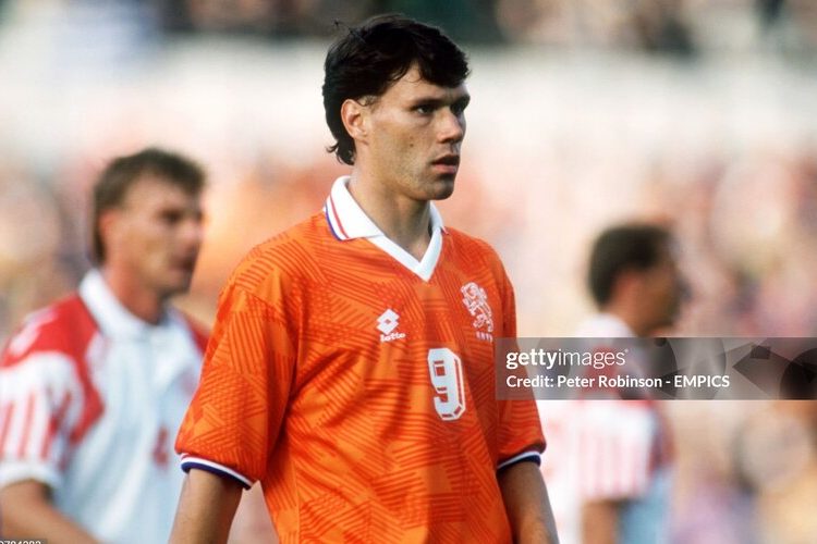 Số 9 – Biểu tượng bất tử của trung phong