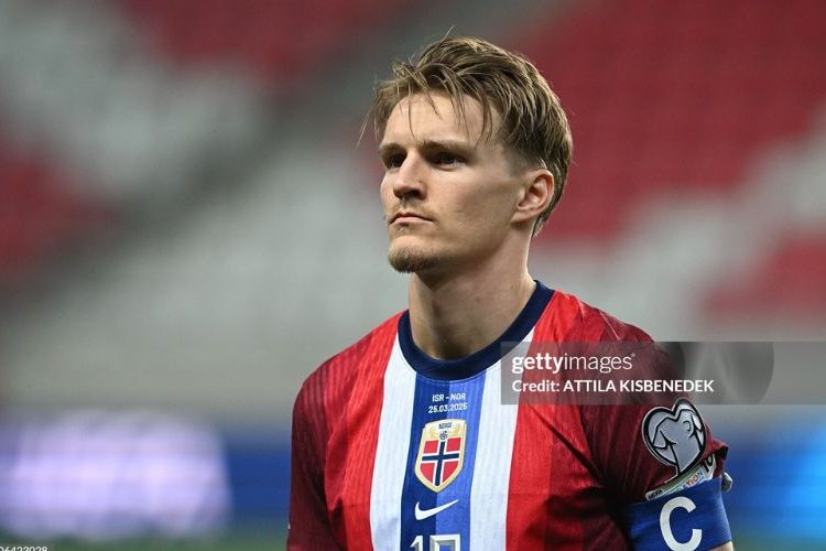 Hành trình từ thần đồng đến ngôi sao của Odegaard