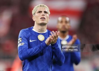 Garnacho đã sai khi đến Chelsea?