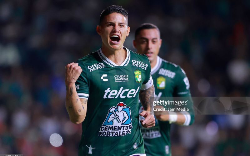 James sắp rời Club Leon