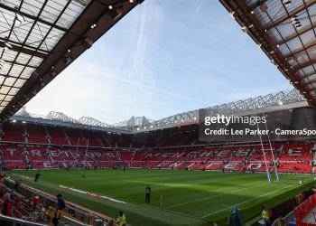 Bạn biết gì về sân bóng đá chuẩn FIFA?