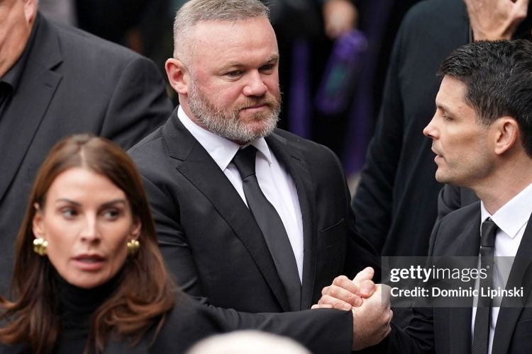 Bí mật cuộc hôn nhân của Rooney