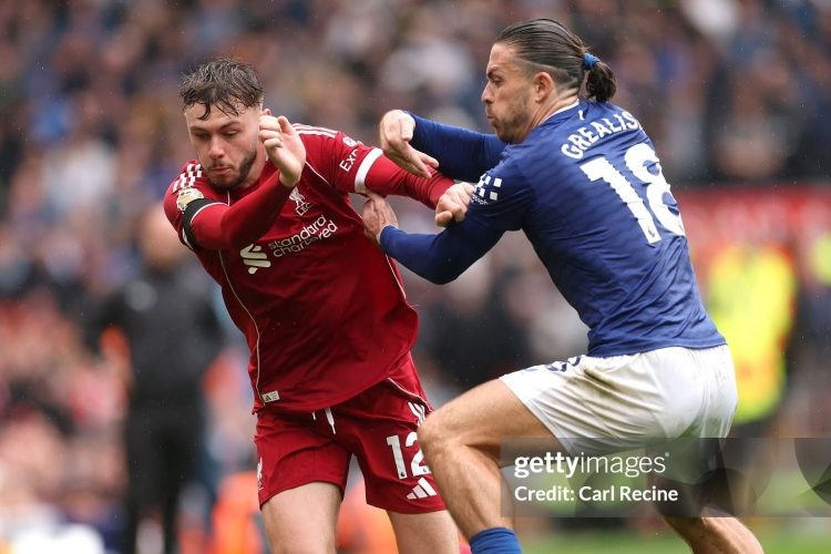 Bóng đá hiện đại và mặt trái ở Liverpool