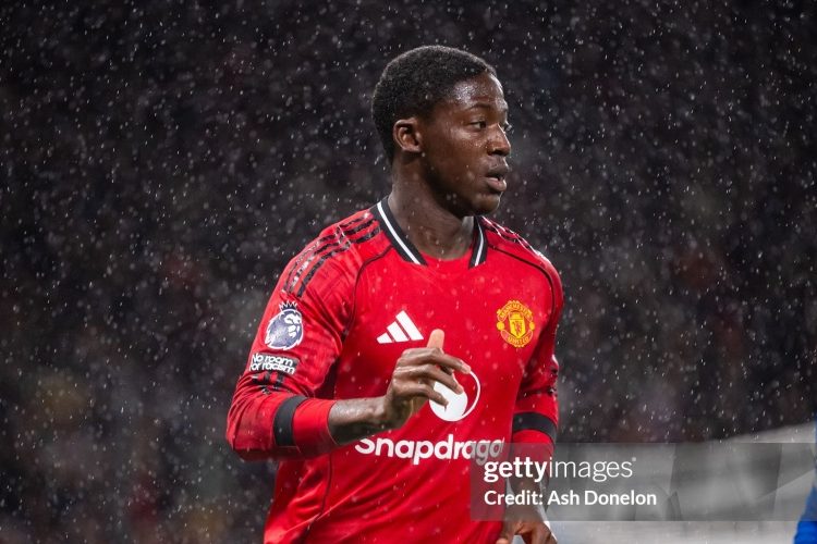 Có khi nào MU đổi Mainoo lấy Bellingham?