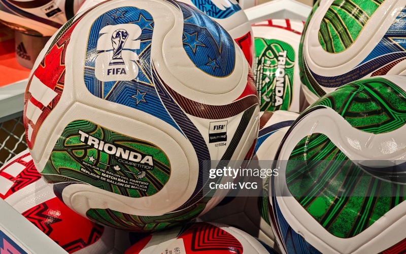 FIFA có quy định rất nghiêm ngặt về thiết kế quả bóng.