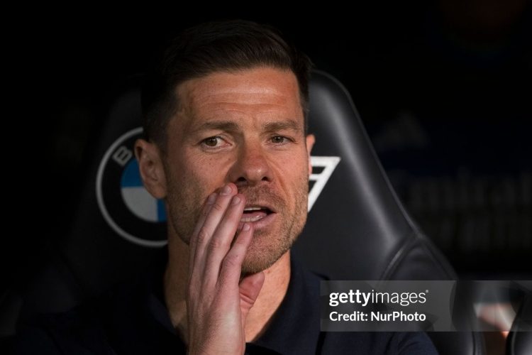 Ngả mũ trước Xabi Alonso