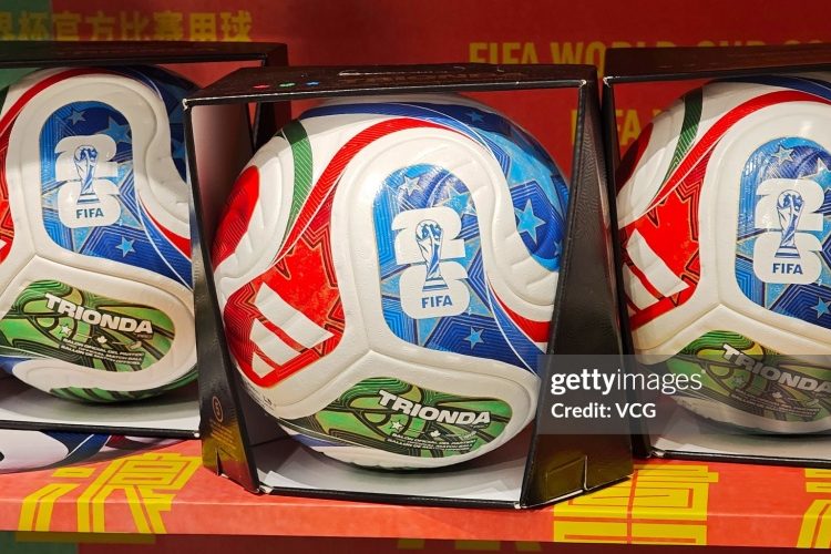 Quả bóng tiêu chuẩn của FIFA có gì khác biệt?