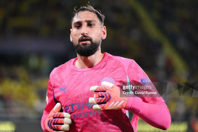 Cách chơi của Manchester City đã thay đổi với Donnarumma