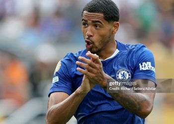 Chelsea đã dùng 7 cặp trung vệ khác nhau