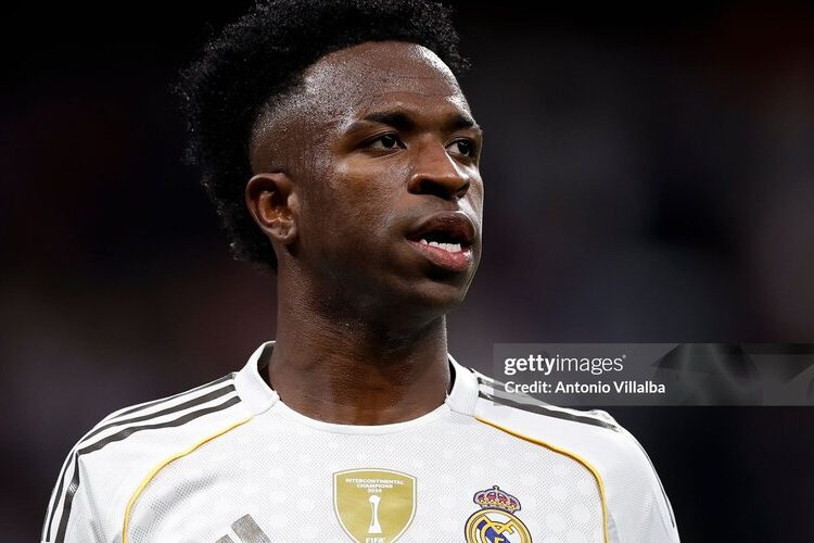 Cơn giận dữ của Vinicius hé lộ mâu thuẫn với Alonso