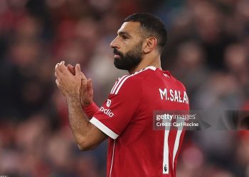 Cầu thủ nào sút hai chân như một hàng đầu châu Âu?