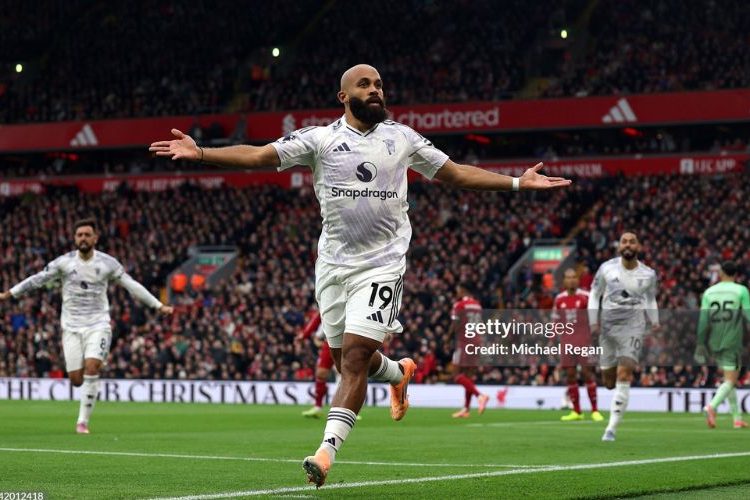 Đằng sau quyết định gia nhập MU của Mbeumo