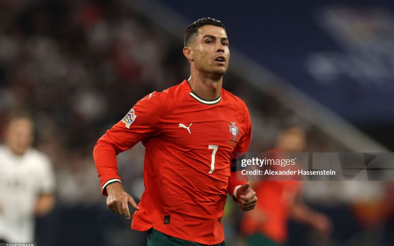 Ronaldo xây đế chế kinh doanh