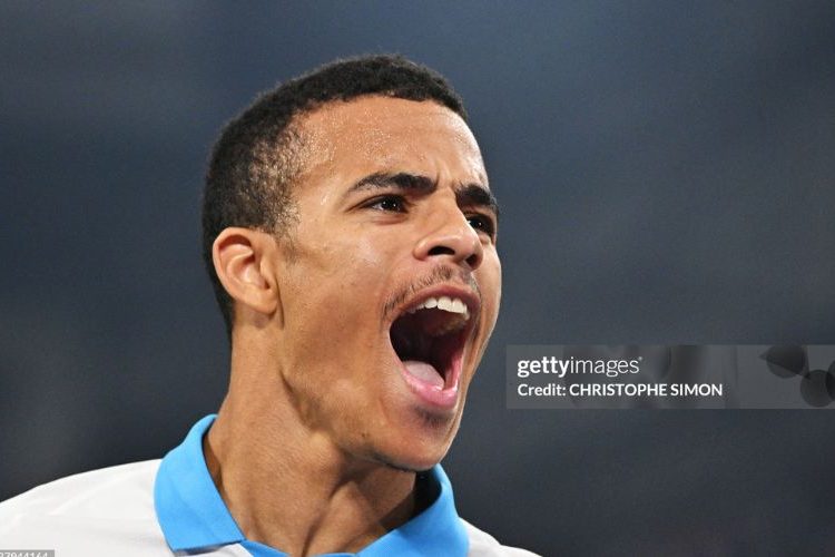 Nhìn Greenwood tỏa sáng, MU có thấy tiếc