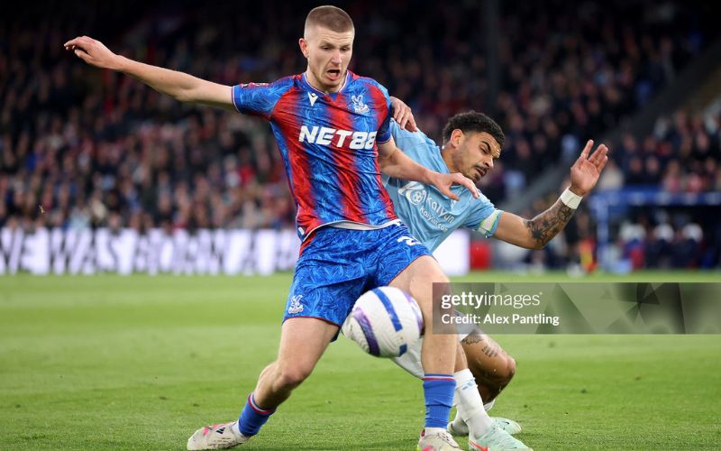 Wharton được săn đón.