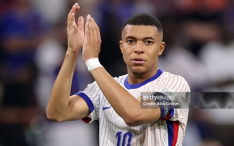 Mbappe tỏa sáng ở tuyển Pháp